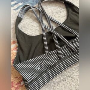 Lululemon Sports Bra - Size 8